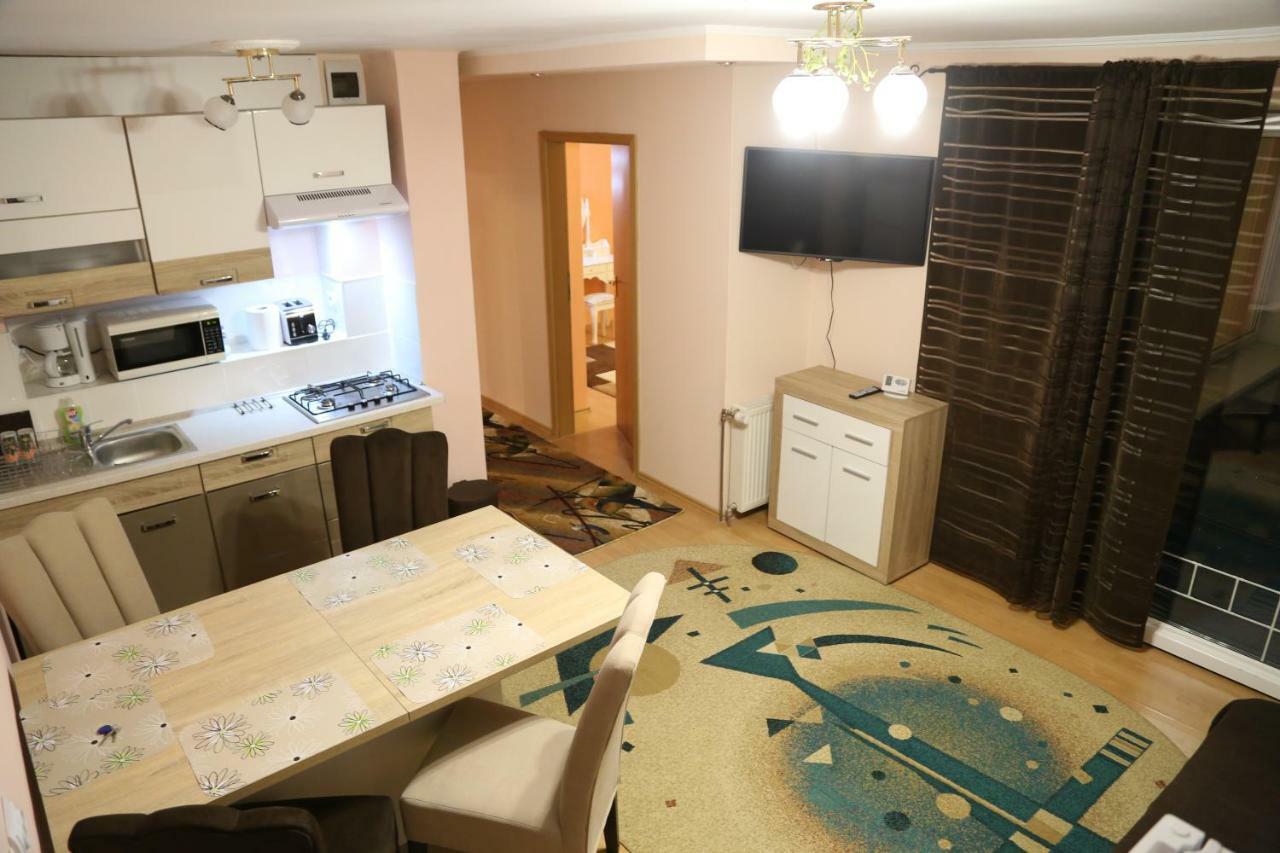Luxury Brasov Διαμέρισμα Εξωτερικό φωτογραφία