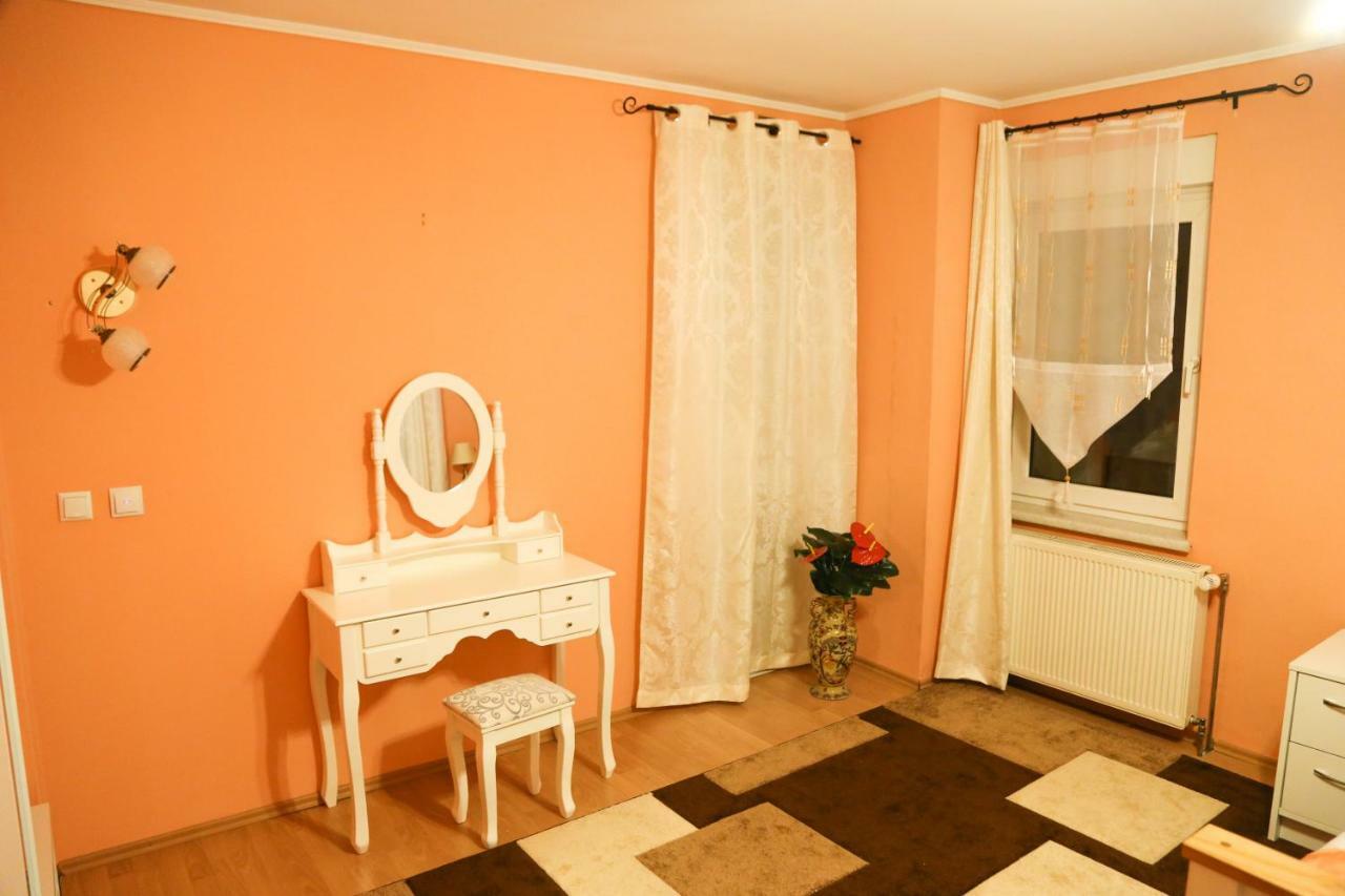 Luxury Brasov Διαμέρισμα Εξωτερικό φωτογραφία